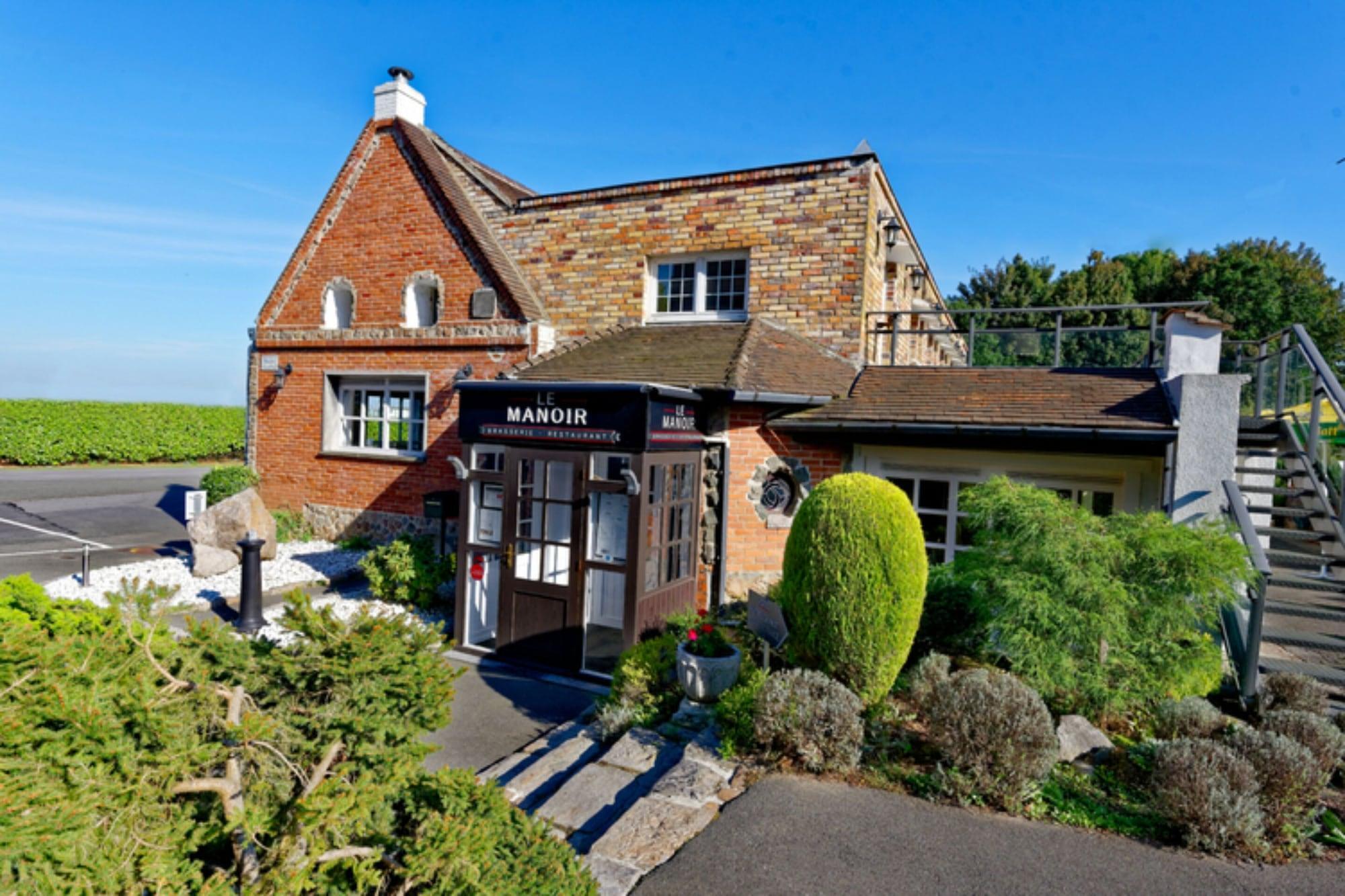 Отель Le Manoir Орши Экстерьер фото