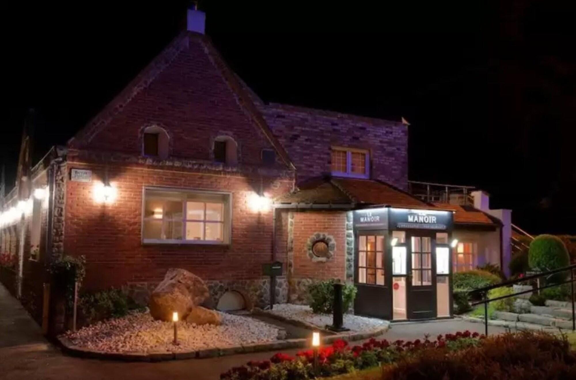 Отель Le Manoir Орши Экстерьер фото